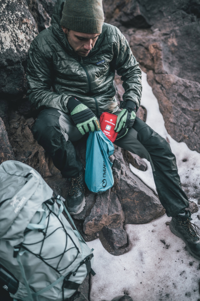 Lifesystems аптечка Adventurer First Aid Kit Lifesystems аптечка Adventurer First Aid Kit - фото
