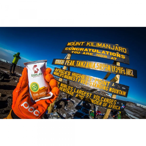 Батончик енергетичний OMNOM чіпкий банан - фото