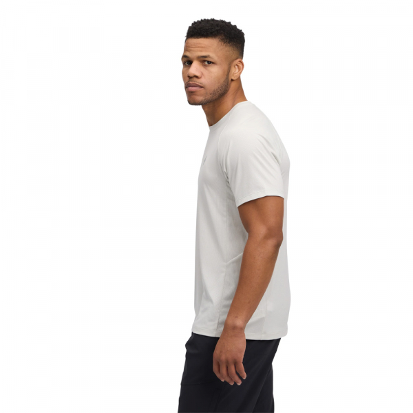 Футболка чоловіча Black Diamond M Lightwire SS TechTee - фото