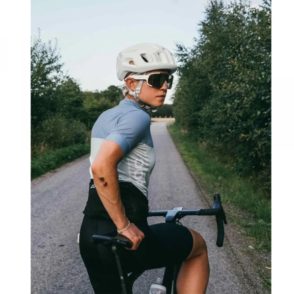Велоджерсі жіноче POC Essential Road W's Light Jersey - фото
